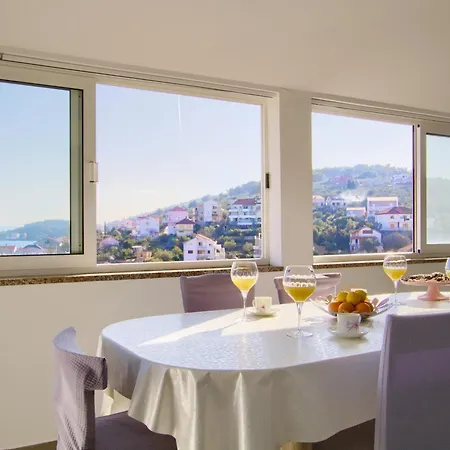 Crystal Sea Igor Апартаменты