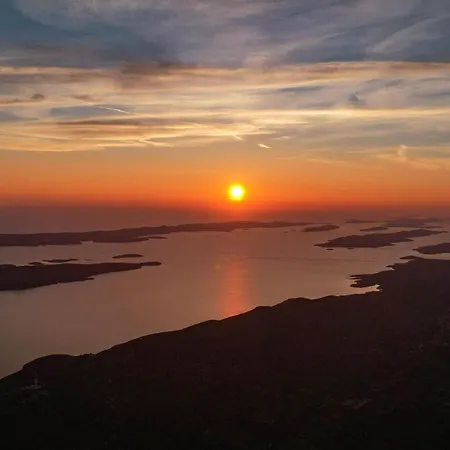 Апартаменты Crystal Sea Igor *