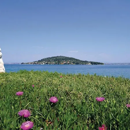 Crystal Sea Igor Apartman