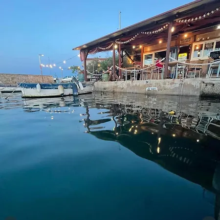 Crystal Sea Igor Apartmán *